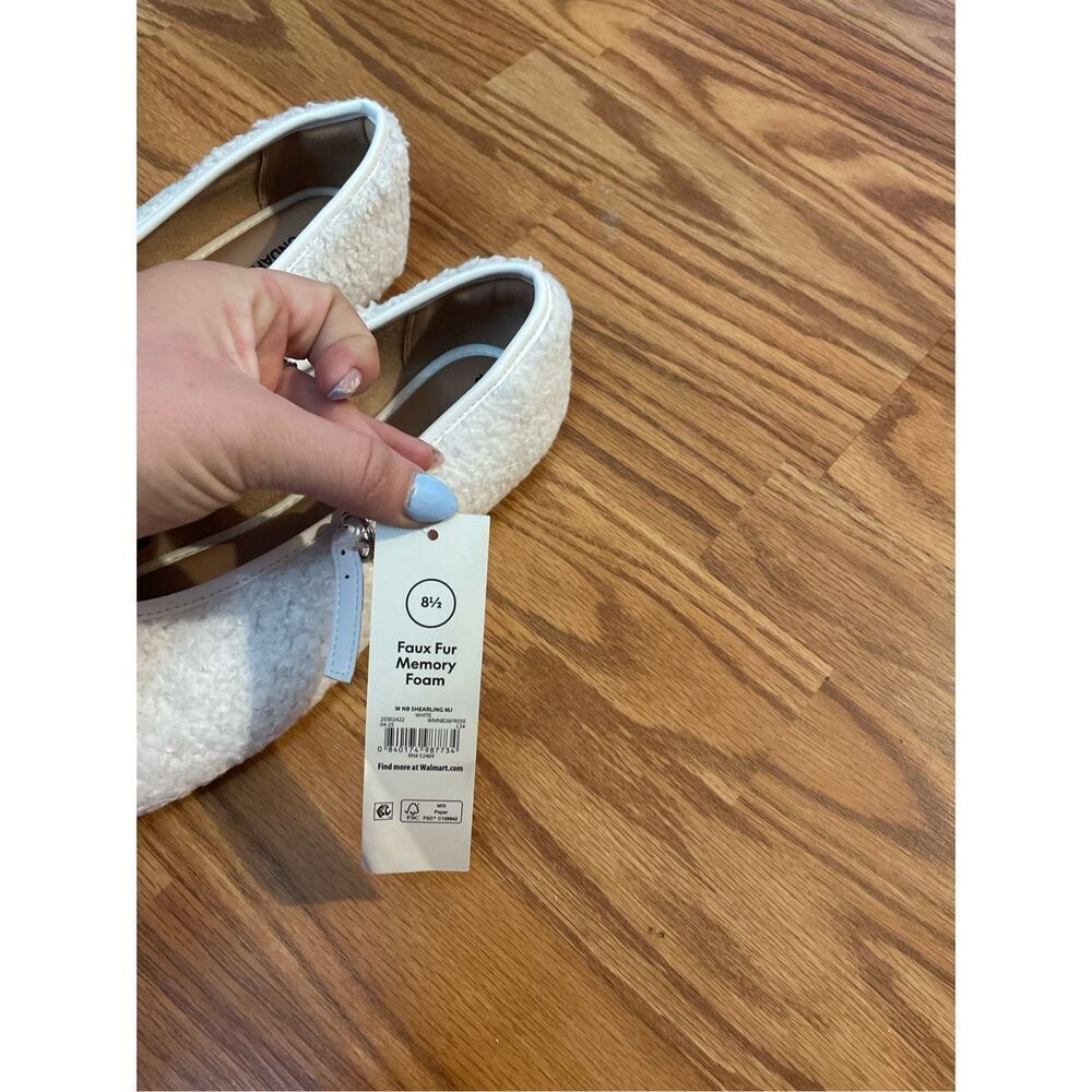 No Boundaries Cream Fuzzy Ballet Flat Buckle Women’s 8.5 New - Picture 3 of 5